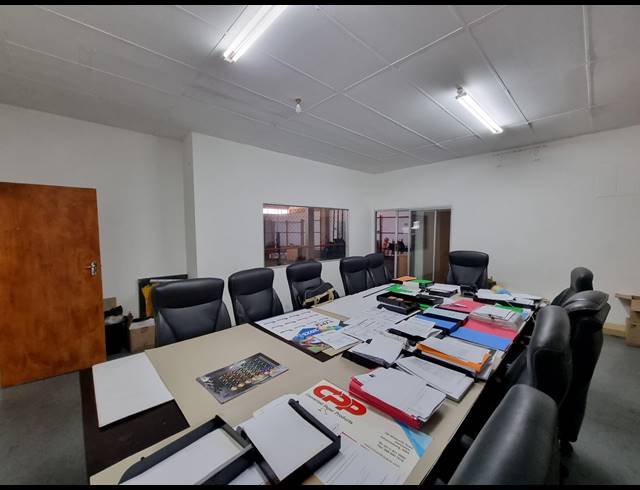 2,310M² FACTORY FOR SALE IN OPHIRTON
